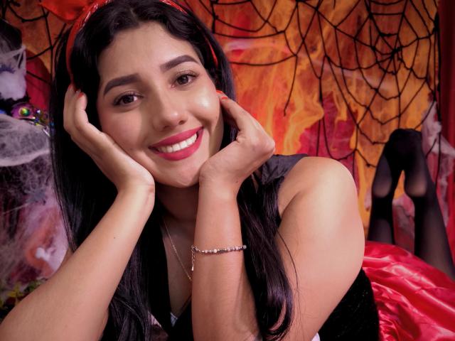 EmmaRiders - Live sex cam - 22976429