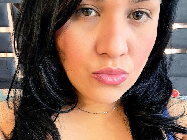 VivianaThomson - Live porn &amp; sex cam - 22977889
