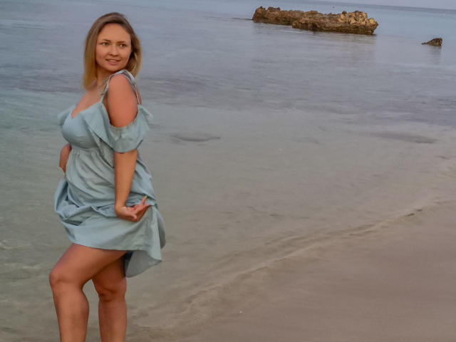 SallyVerda - Live sex cam - 22980377