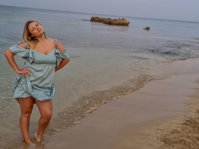 SallyVerda - Live sex cam - 22980393