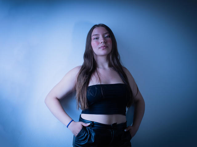 BellaSaeenz - Live sexe cam - 22981417