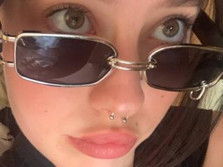 GloriaMisters - Live porn &amp; sex cam - 22982409