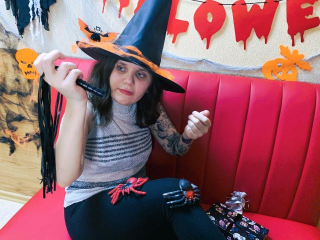 SnezhaTattoo - Live sex cam - 22984493