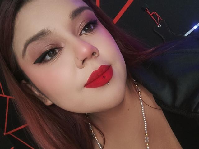 EmilyDom - Live sex cam - 22985069