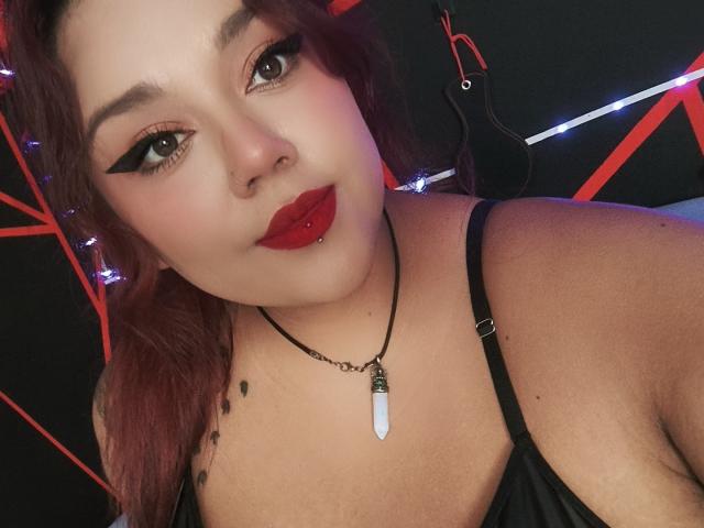 EmilyDom - Live sex cam - 22986013