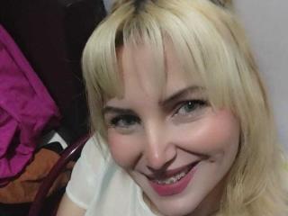 GiuliaAddams - Live sex cam - 22986257