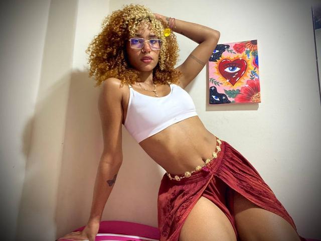 CinthiaWalker - сексуальная веб-камера в реальном времени - 22986825