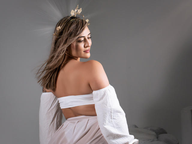 MaeCollins - Live porn &amp; sex cam - 22987601