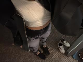 Izida - Live Sex Cam - 22988825