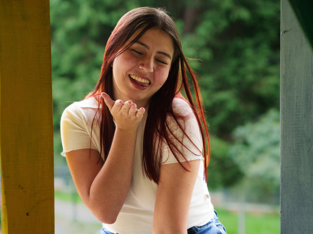 GeorgiaGauthier - Live Sex Cam - 22989141