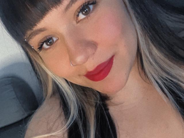 KrisGarner - Live sex cam - 22993841