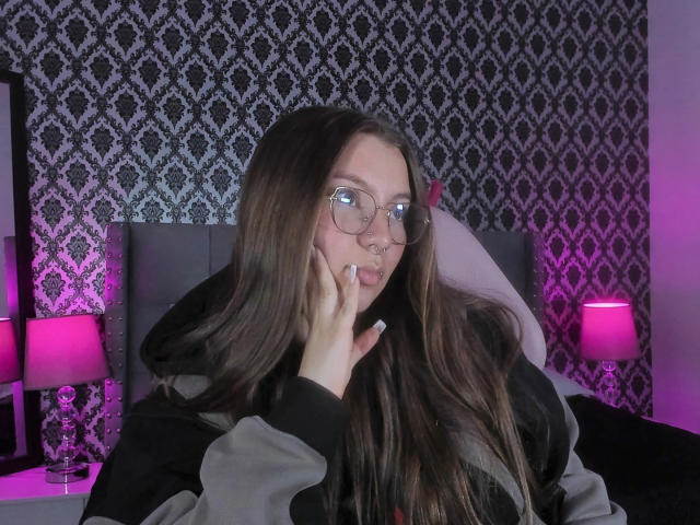 BellaSaeenz - Live sexe cam - 23001093