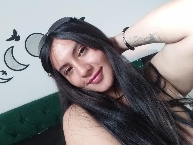 JulietaaLove - Sexe cam en vivo - 23003181