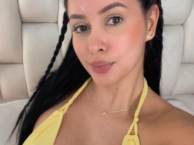 EmilyParkerr - Live porn &amp; sex cam - 23004249