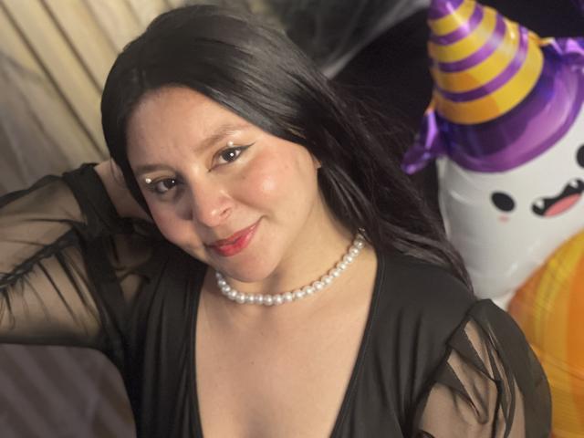 EmaJames - Live sex cam - 23005449
