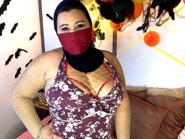 SalmaAzaman - Live sex cam - 23006593