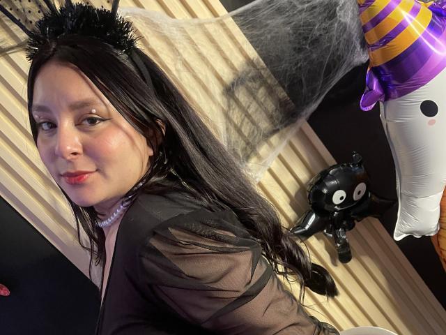 EmaJames - Sexe cam en vivo - 23007225