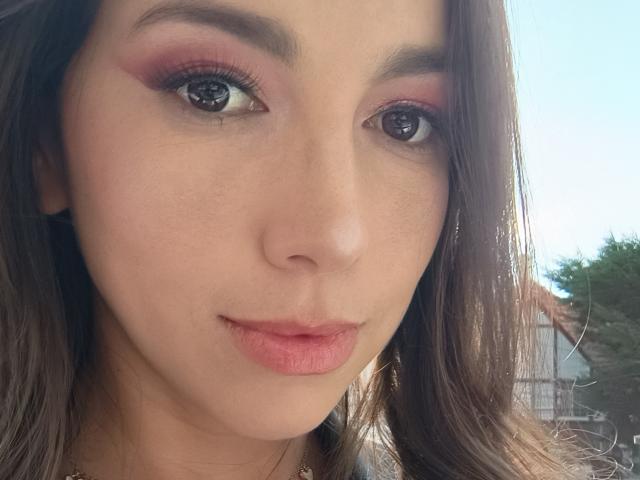 MiaReed - Live porn &amp; sex cam - 23007881