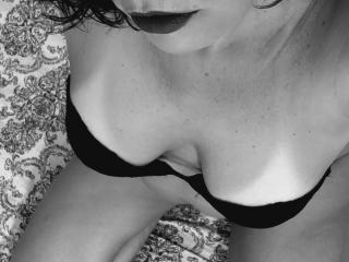 MeahBrunette - Live porn &amp; sex cam - 23009045