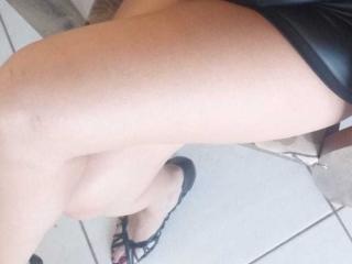 MeahBrunette - Live Sex Cam - 23009121