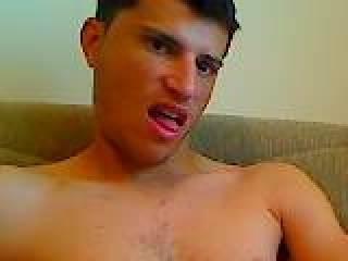 GentilChris - Webcam hard with a hairy pubis Homo couple 