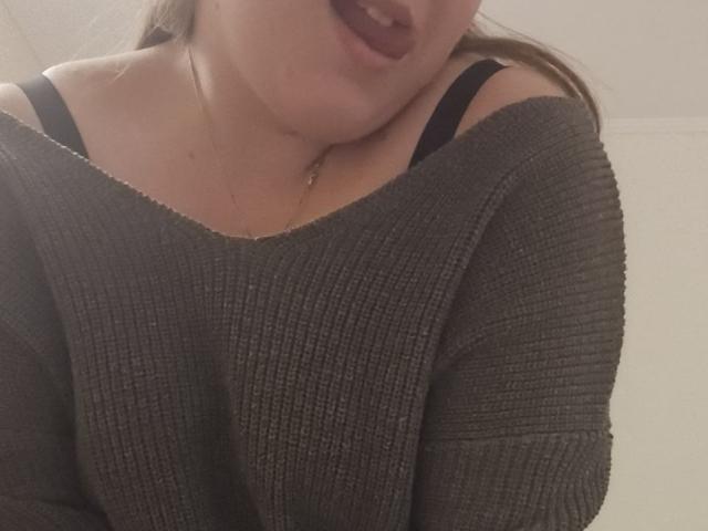 Leiliia - Live sex cam - 23012769