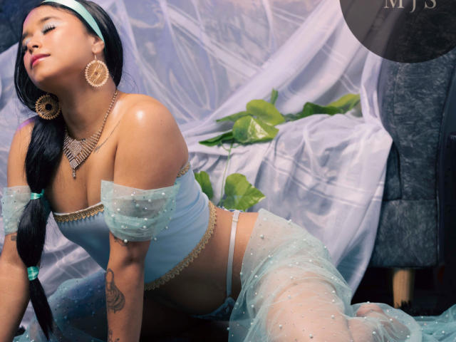 ElizabethMjs - Live sex cam - 23017757