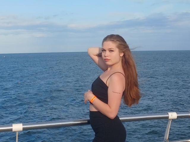 LaraPika - Live sex cam - 23021861