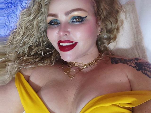 AnnaRichie - Live sex cam - 23023653