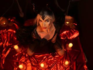 MegandoSantoss - Live Sex Cam - 23023681