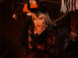 MegandoSantoss - Live Sex Cam - 23023705