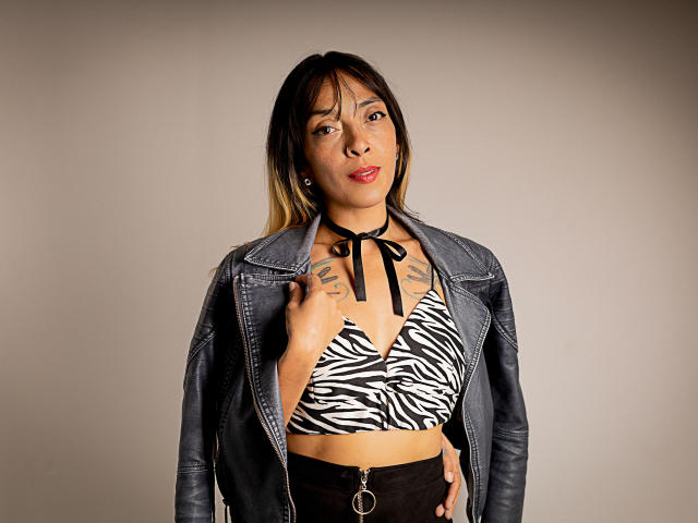 IsaGonzalez - Sexe cam en vivo - 23024185