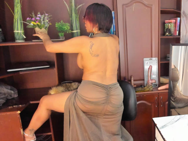 AlixLow - Live sexe cam - 23028629