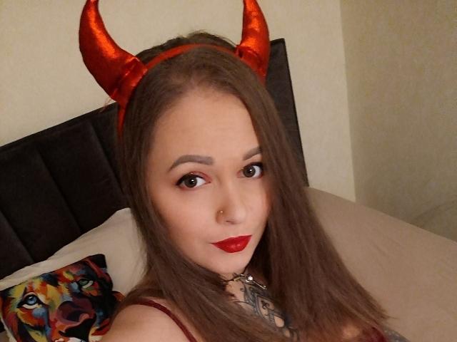 CathyCass - Sexe cam en vivo - 23029129