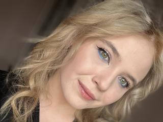 OliviaKris - Live sex cam - 23032633