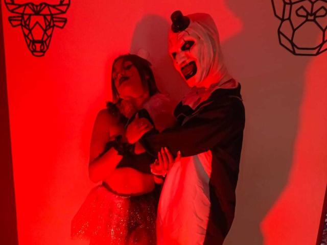 MiaAndRess - Live sex cam - 23037253