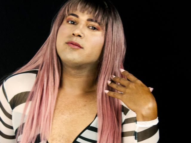 VioletOrishima - Live sex cam - 23039077