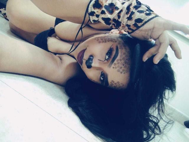 AliciaRichie - Live sex cam - 23041765