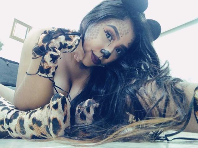 AliciaRichie - Live sex cam - 23041921