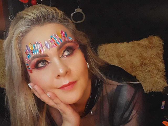 VictoriiaGray - Live sex cam - 23044197