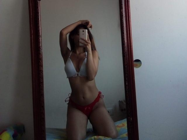 VennusGhirls - Live porn &amp; sex cam - 23044597