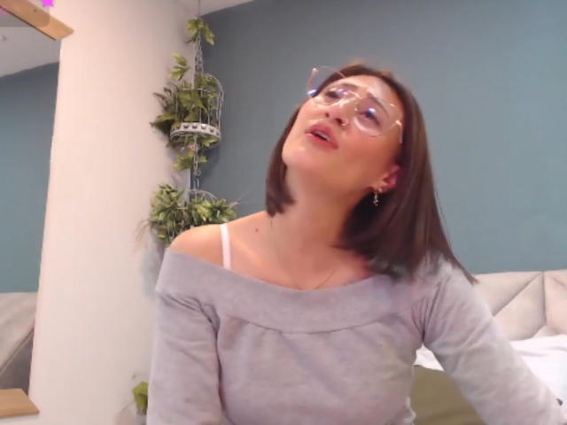 SharisWillian - Live porn &amp; sex cam - 23045421