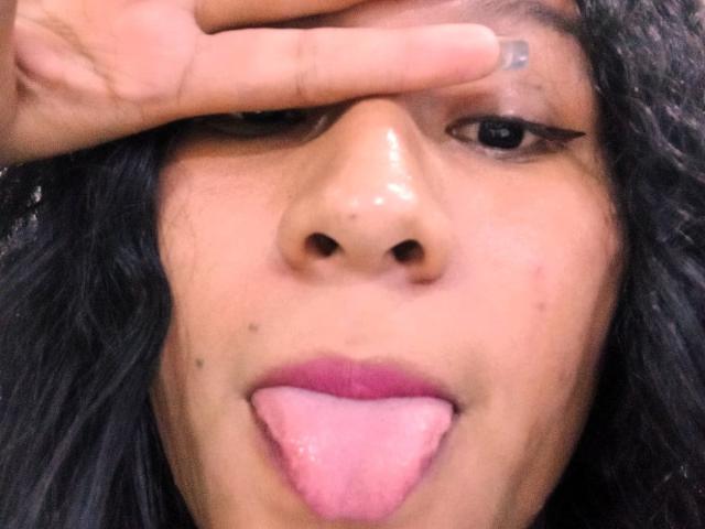 AbbyBlack69 - Live sex cam - 23048205