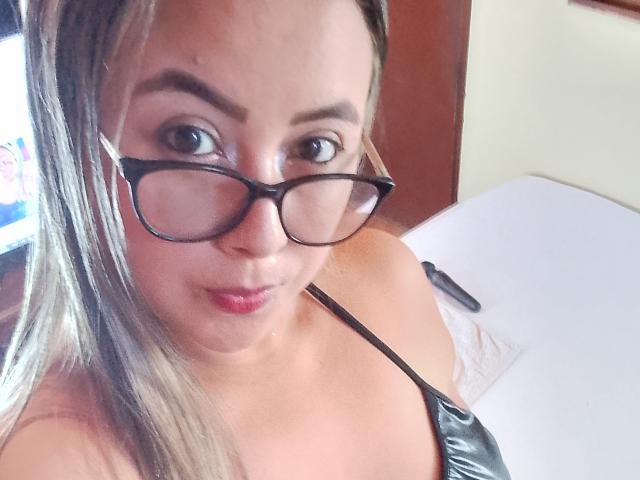 NatashaBeckeer - Live sex cam - 23054133