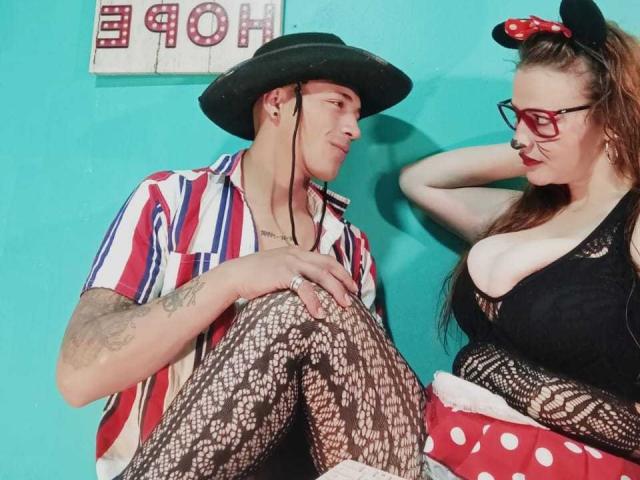 HottesFuckers - Live Sex Cam - 23055521