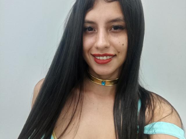 MadissonFontaine - Live sexe cam - 23057709