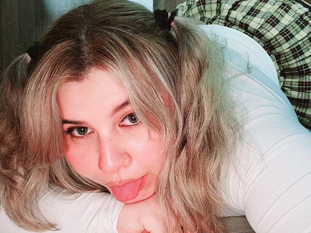 Akkanee - Live sex cam - 23059249