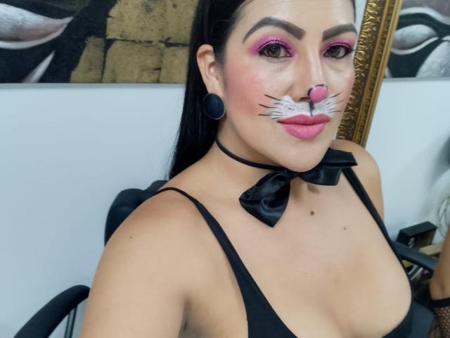 LindaMorgan - Live sex cam - 23061381