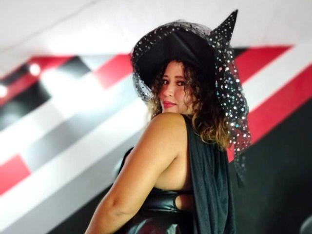 IamAhYours - Live sex cam - 23062485