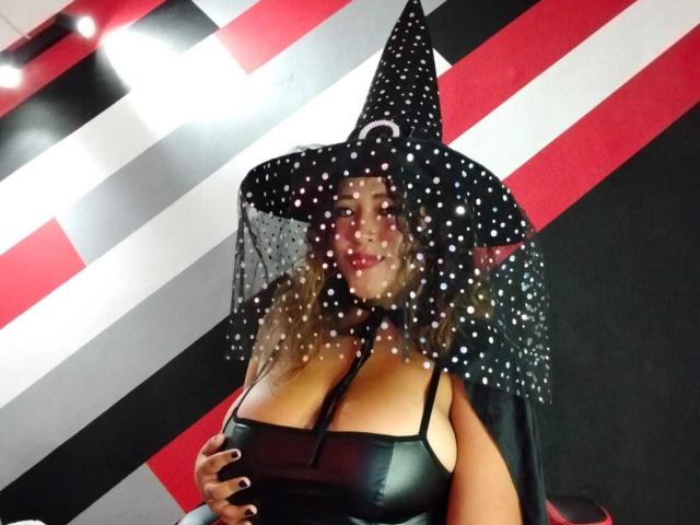 IamAhYours - Live sex cam - 23062565